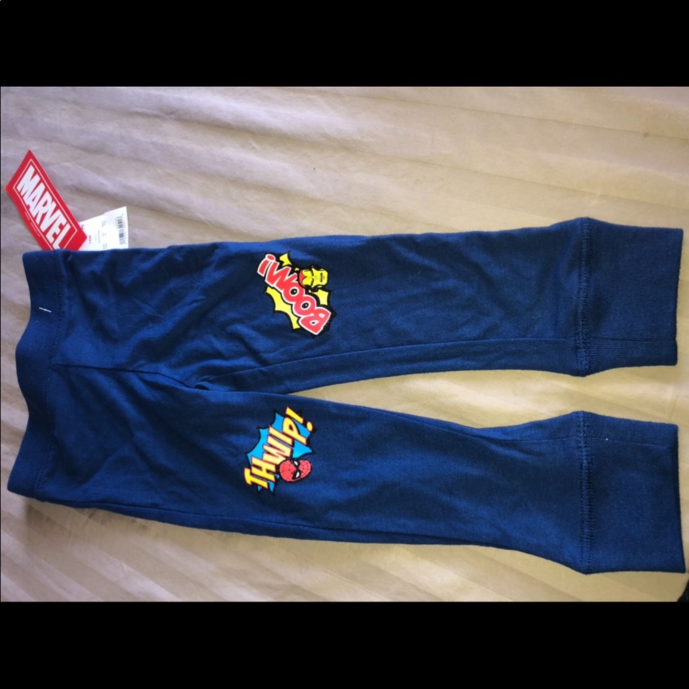 BNWT- Very Cute Blue MARVEL sweatpants💙.